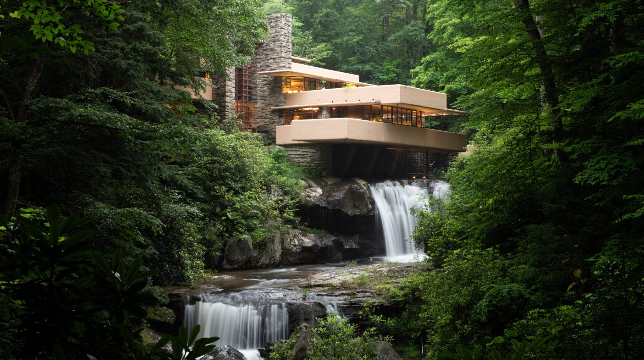 Image of Fallingwater used with permission of Western Pennsylvania Conservancy